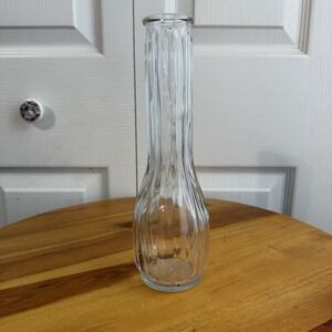 Glass Ribbed Textured Bud Vase Mother's Day Anniversary Valentine's Day